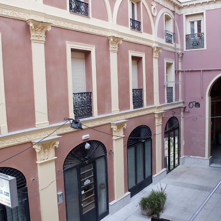 Apartamento Nuevo Y De Lujo En Puerta Del Sol Madrid Kültér fotó