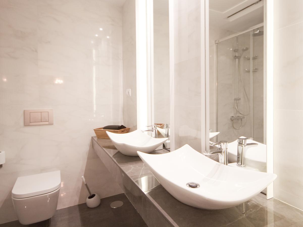 Apartamento Nuevo Y De Lujo En Puerta Del Sol Madrid Kültér fotó